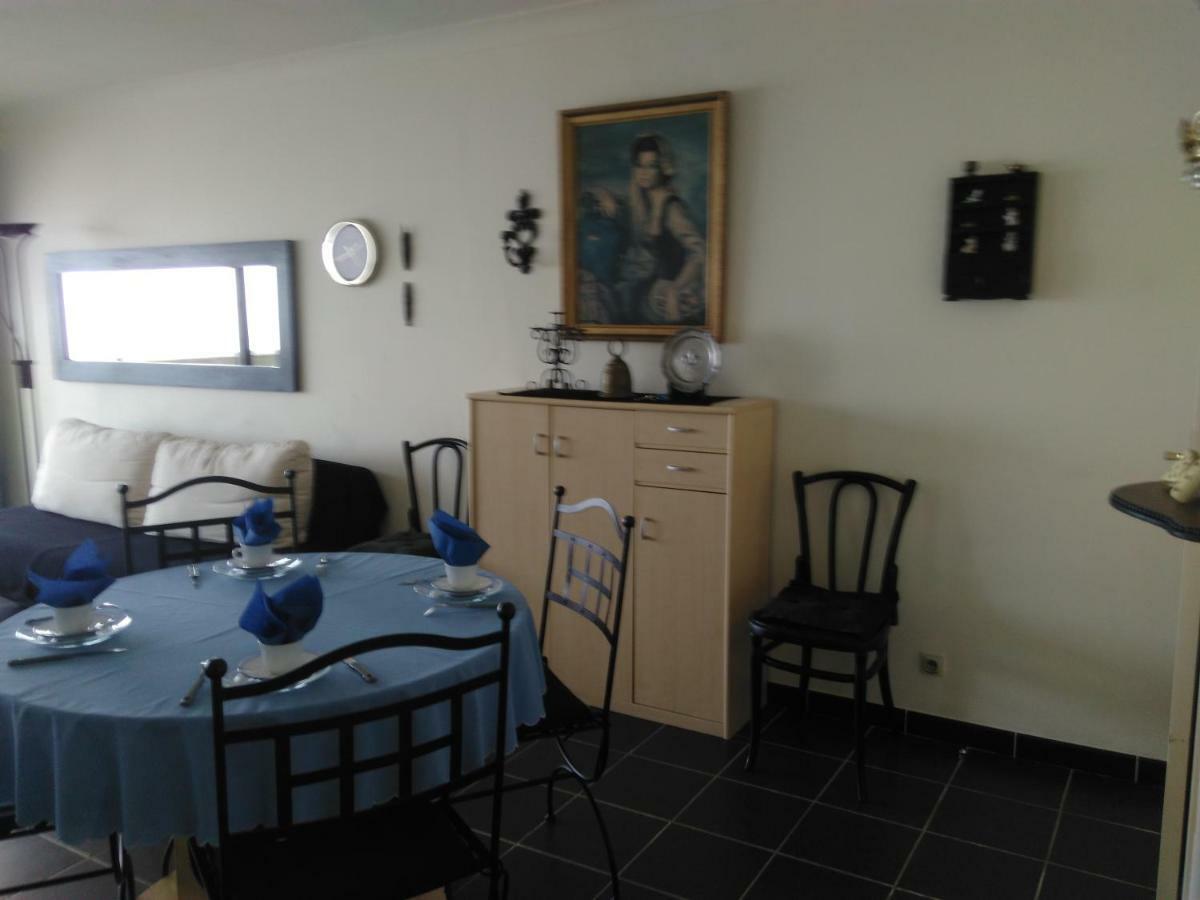 Residentie Aldis Met Zeezicht Apartment Ostend Luaran gambar